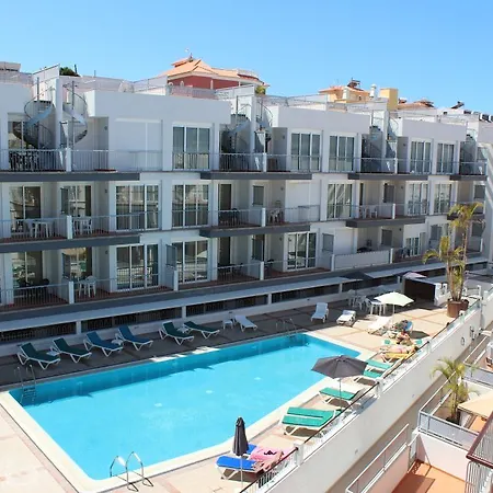 Apartahotel Arena 3*