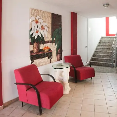Arena Apartahotel 3*