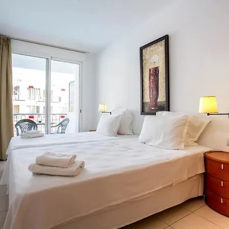 Arena Apartahotel