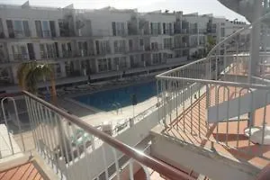 Arena 公寓式酒店 3*
